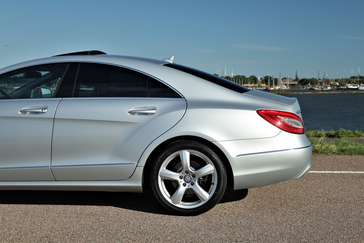 Mercedes-Benz CLS