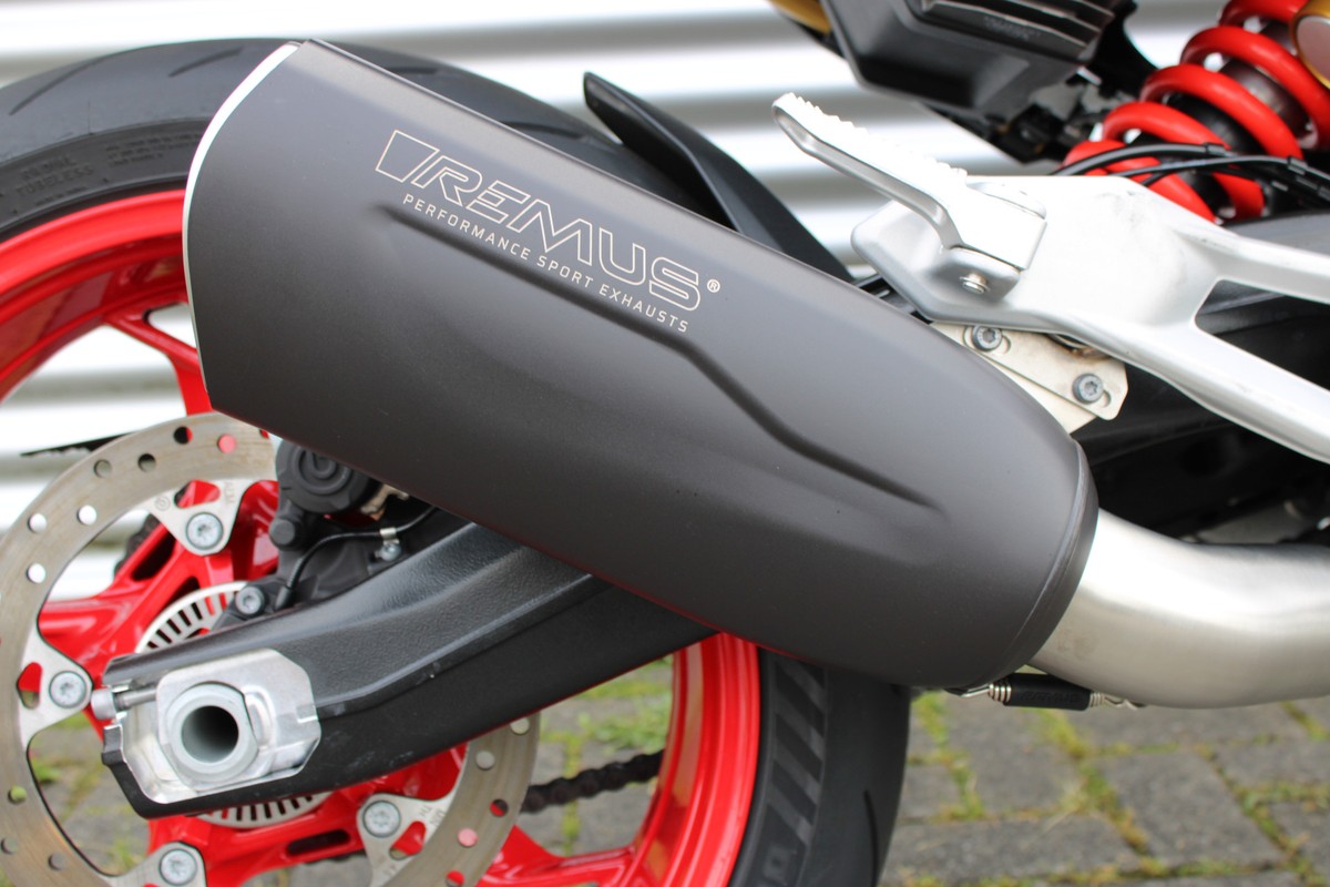 BMW F 900 R