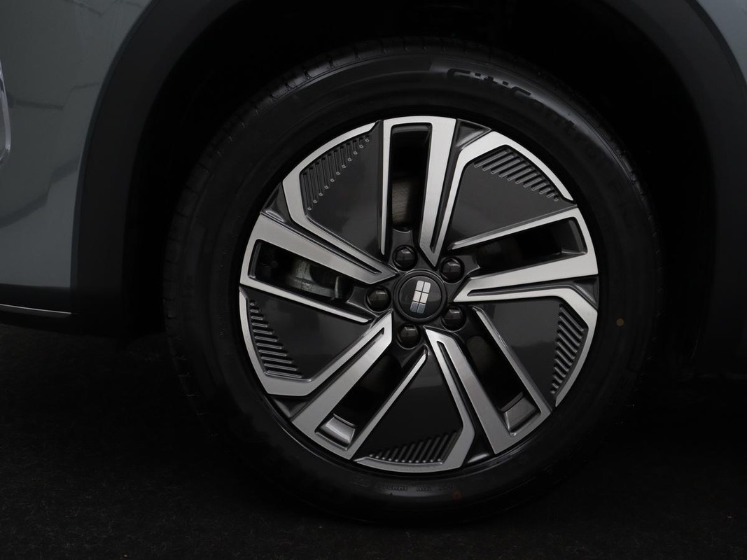 Geely Starray EM-i
