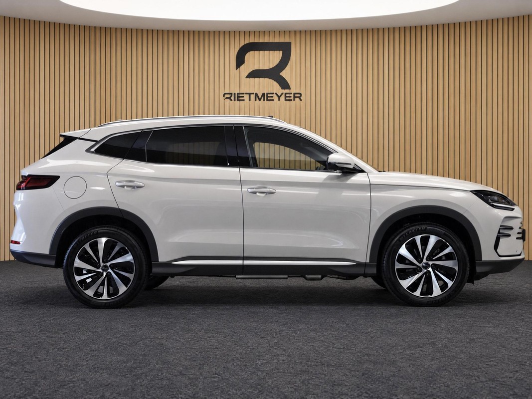 BYD SEAL U