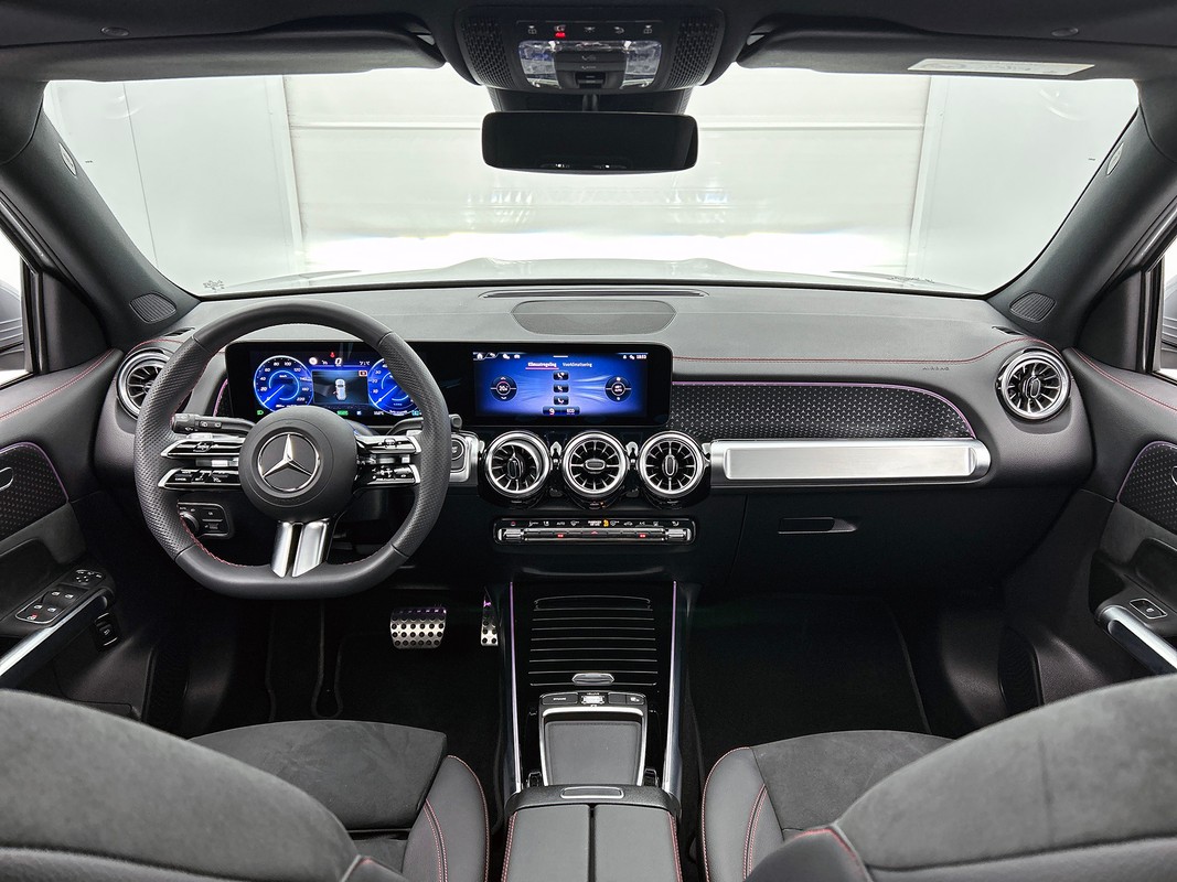 Mercedes-Benz EQB