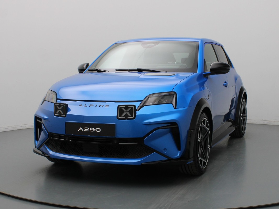Alpine A290