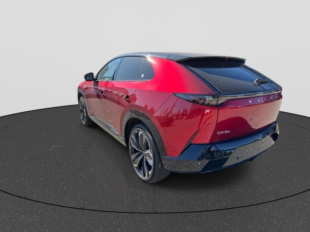 Mazda CX-6e