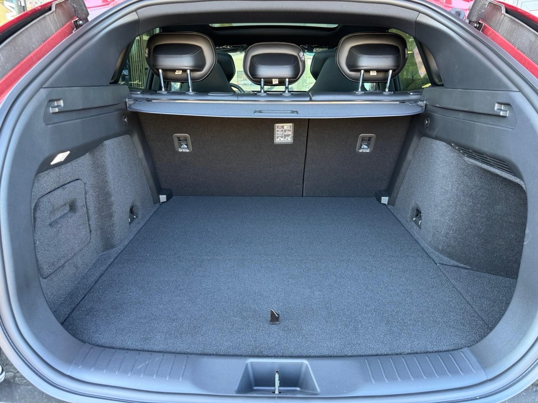Mazda CX-6e