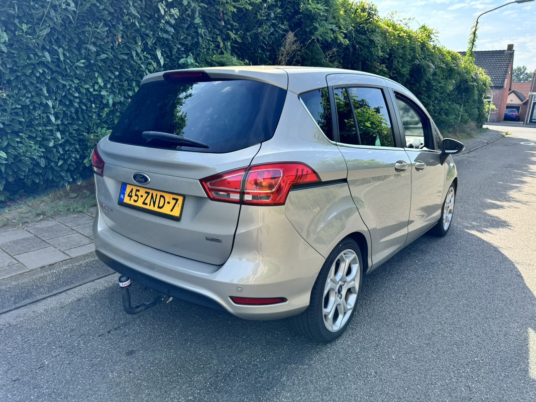 Ford B-MAX