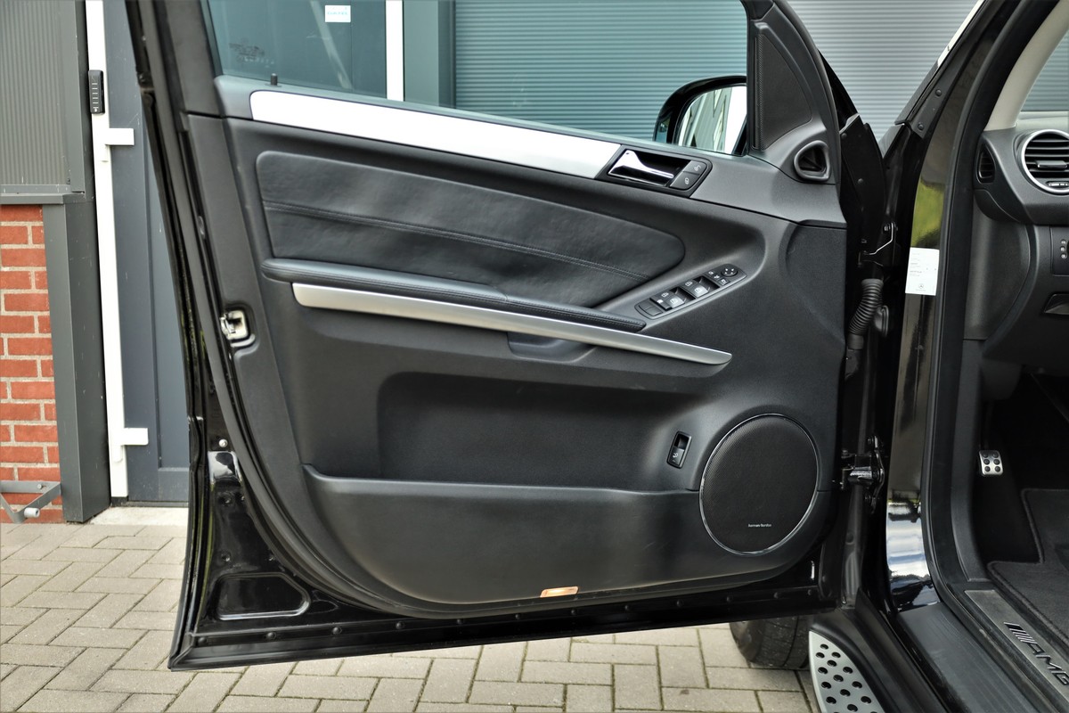 Mercedes-Benz M-Klasse