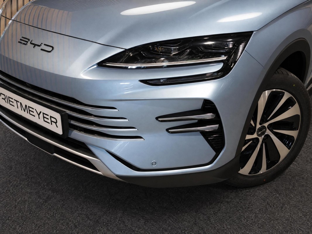 BYD SEAL U
