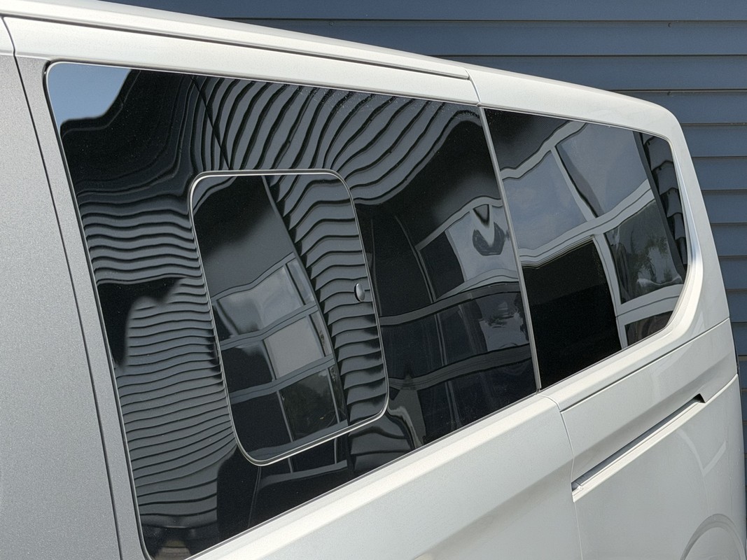 Ford E-Transit Custom