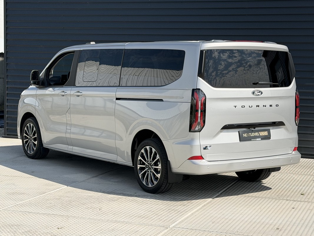 Ford E-Transit Custom