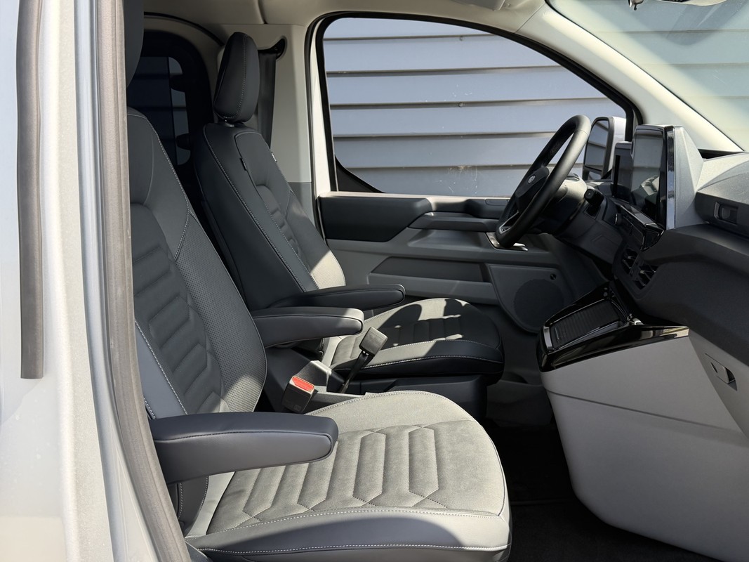Ford E-Transit Custom