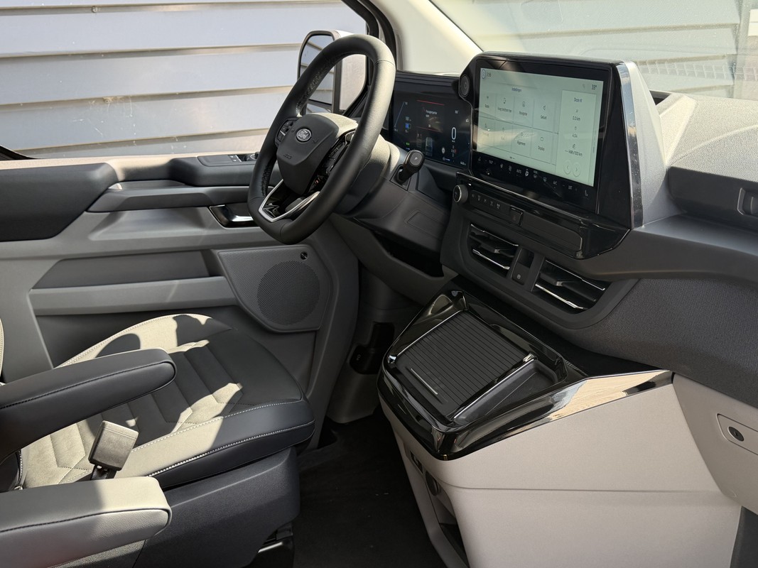 Ford E-Transit Custom