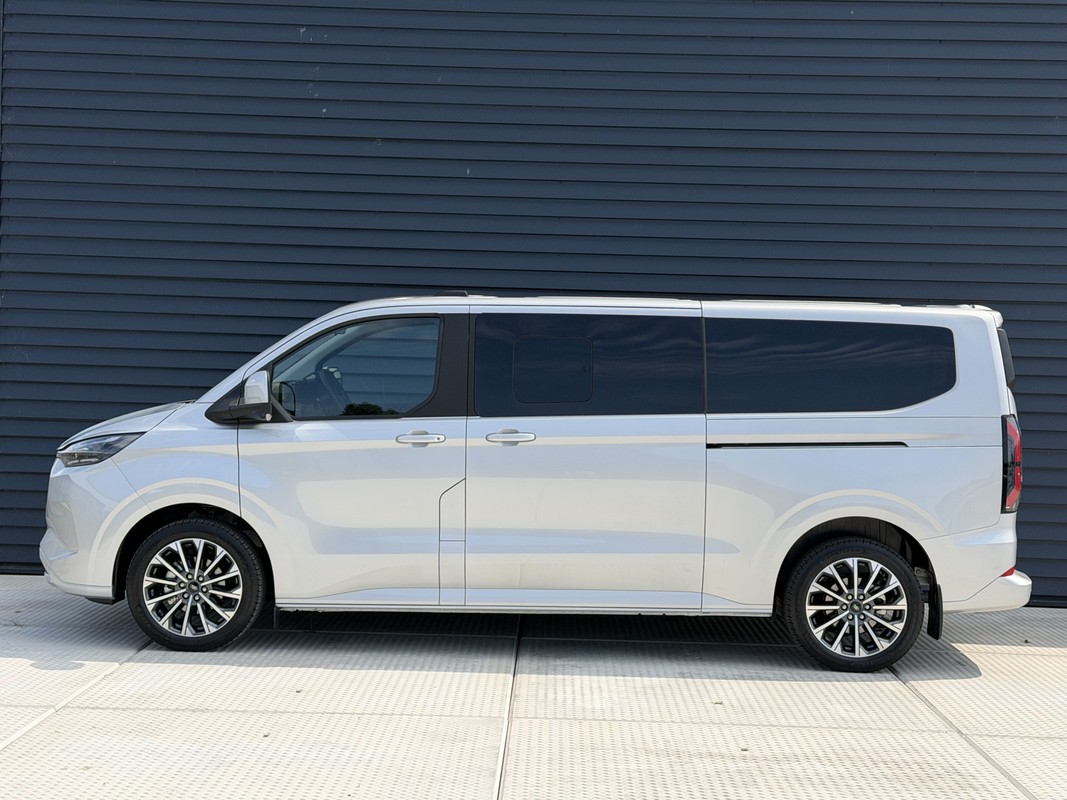Ford E-Transit Custom