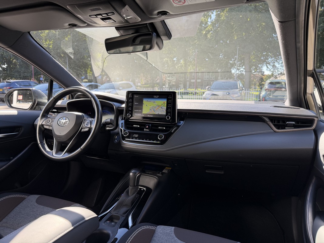 Toyota Corolla Touring Sports