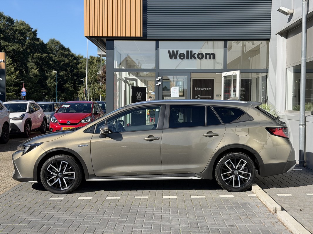 Toyota Corolla Touring Sports