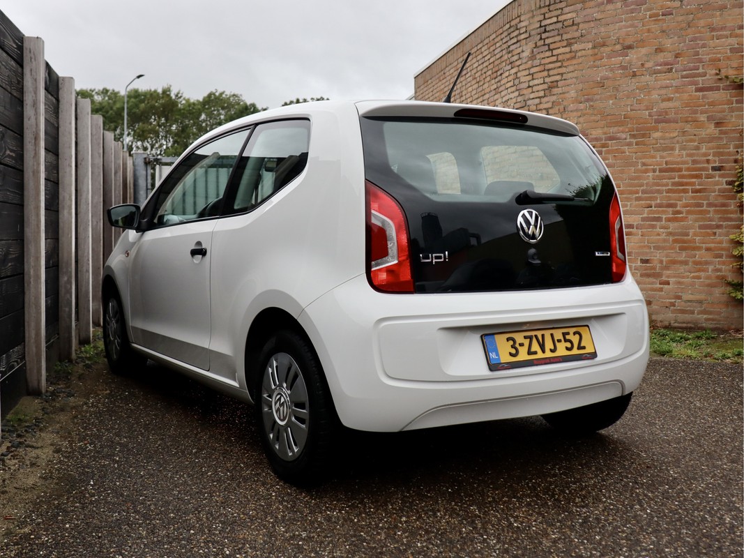 Volkswagen up!