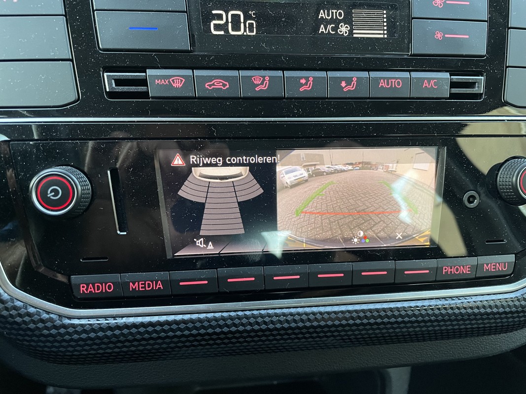 Volkswagen up!