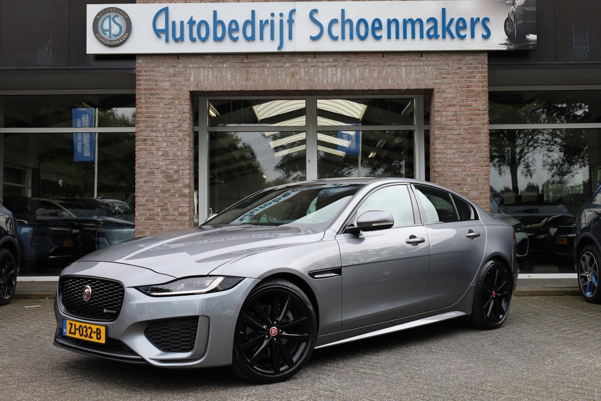 Jaguar XE