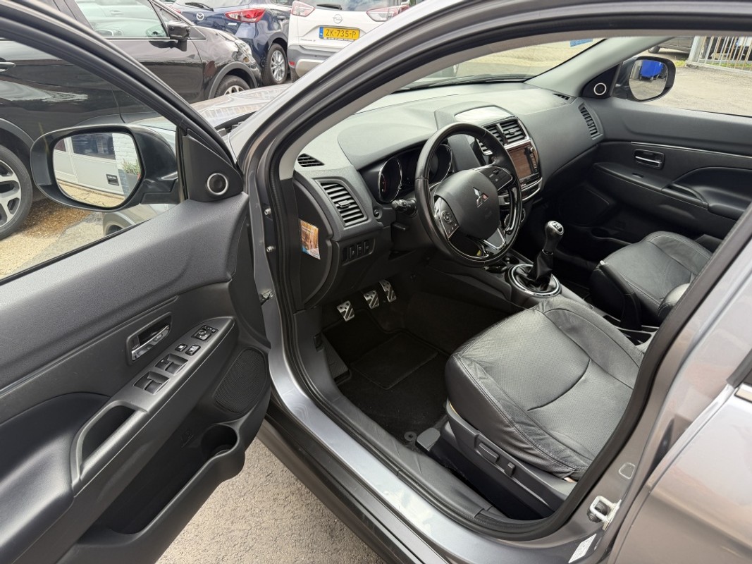 Mitsubishi ASX
