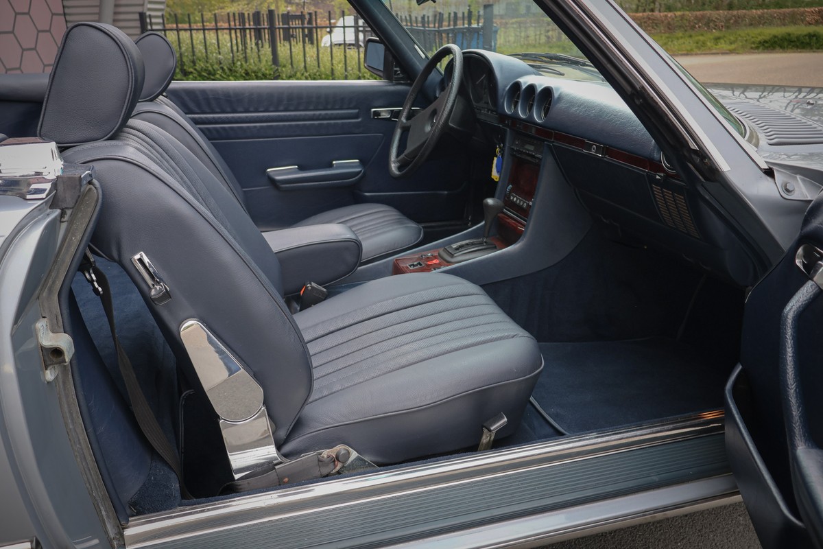 Mercedes-Benz SL