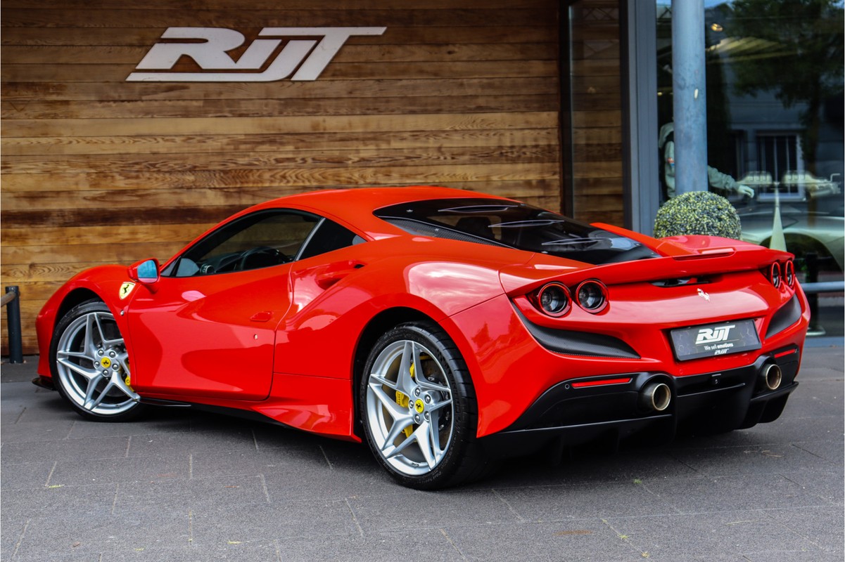 Ferrari F8 Tributo