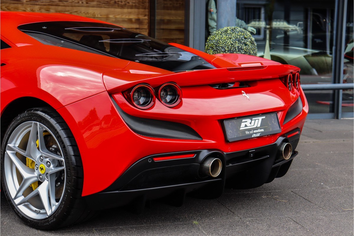 Ferrari F8 Tributo