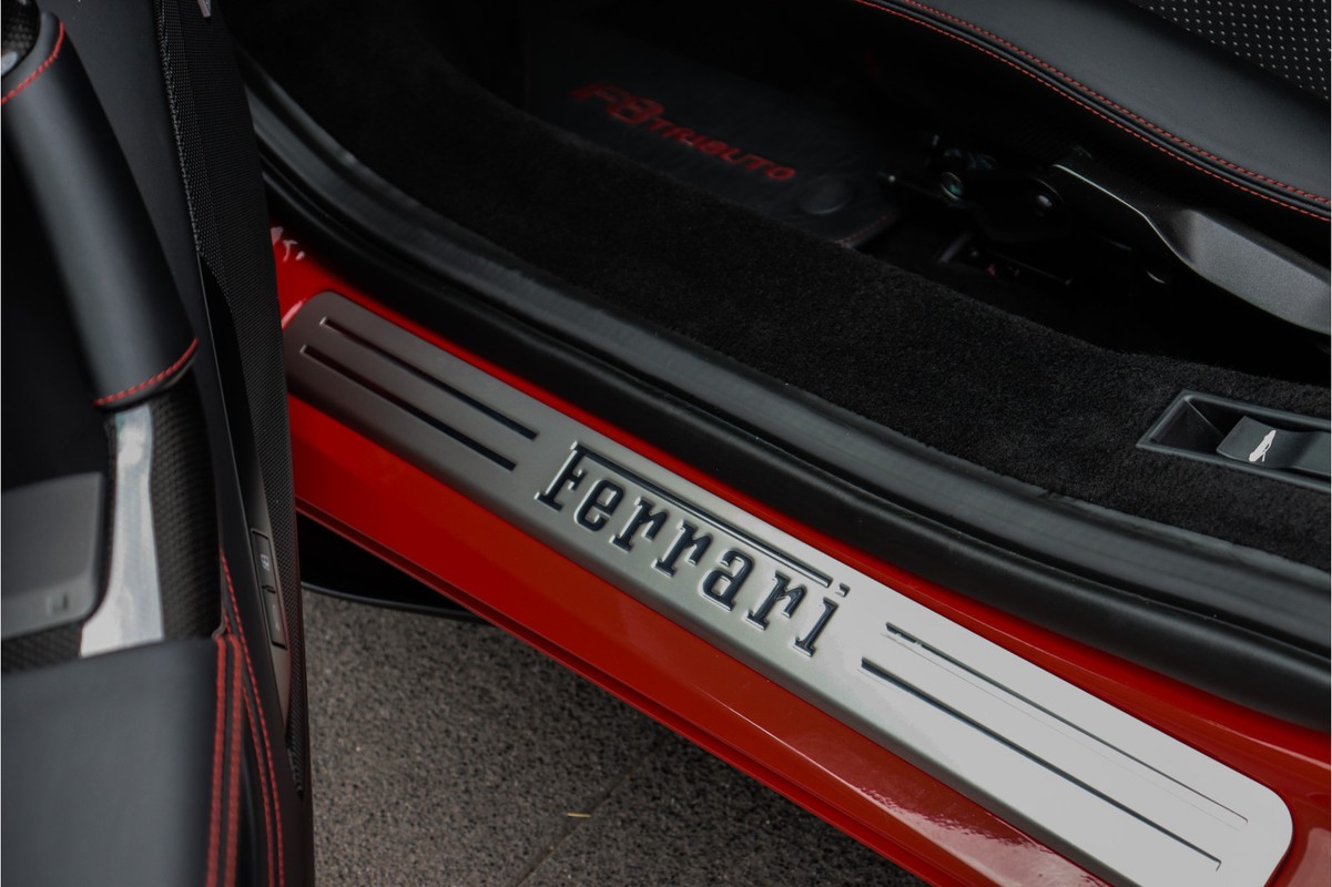 Ferrari F8 Tributo