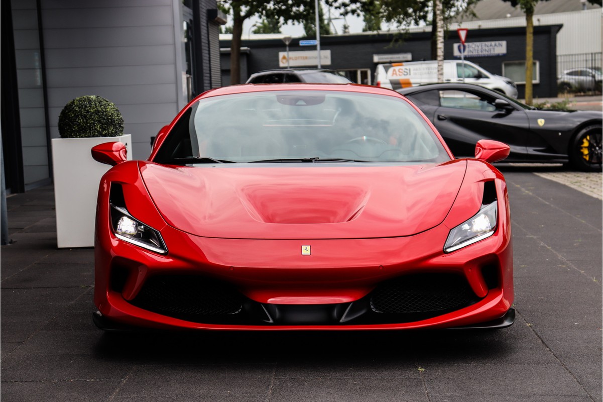 Ferrari F8 Tributo