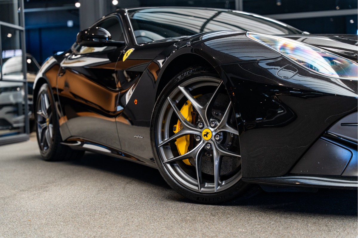 Ferrari F12