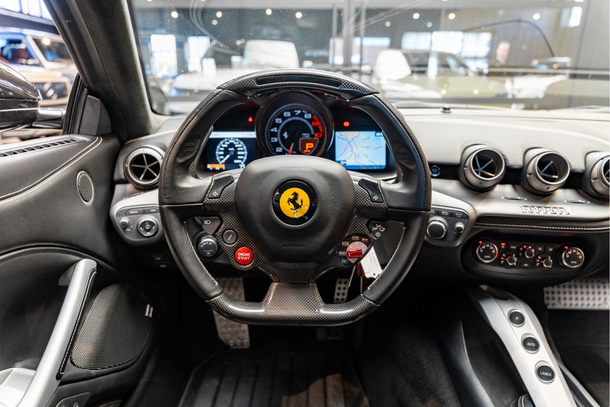 Ferrari F12