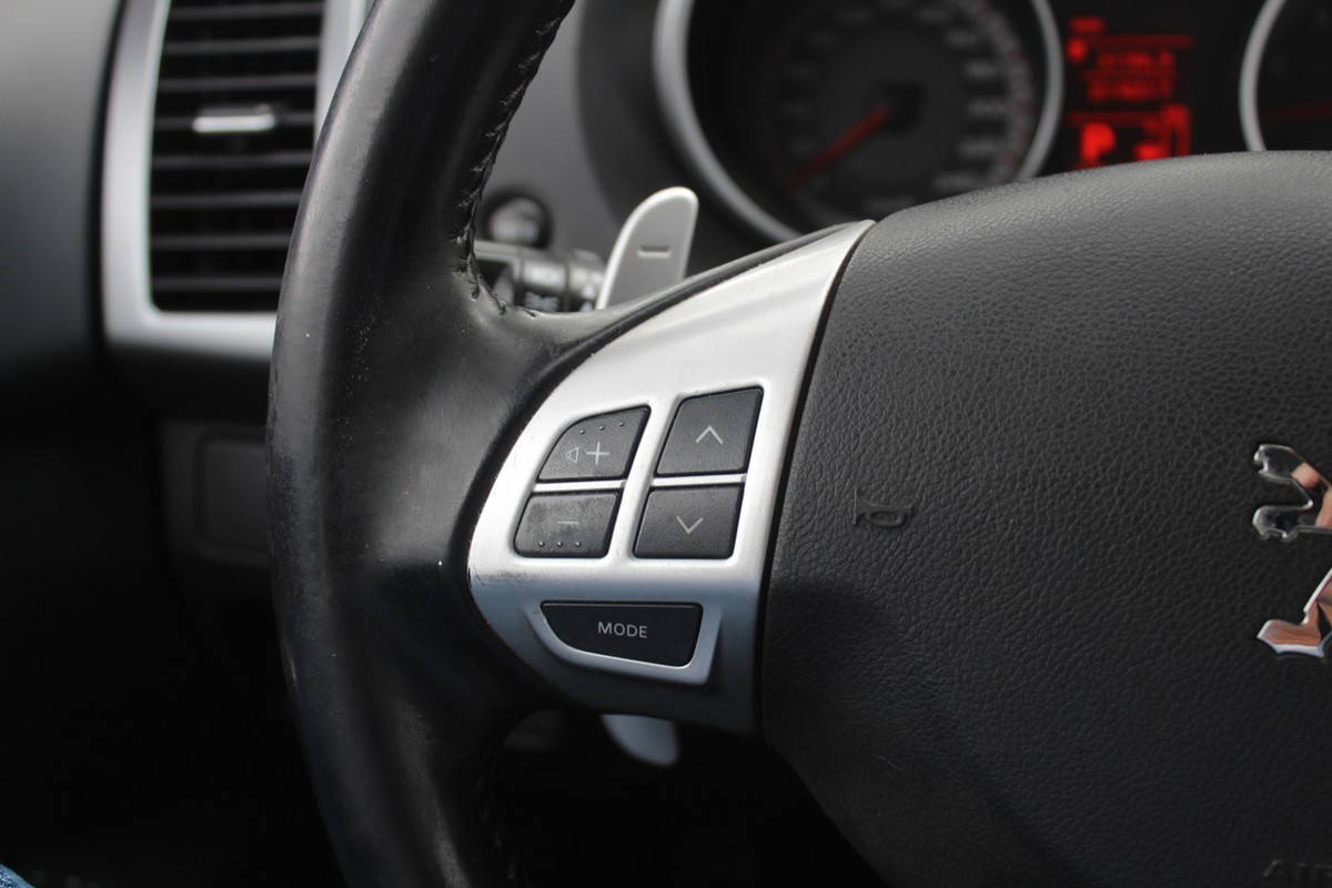 Peugeot 4007