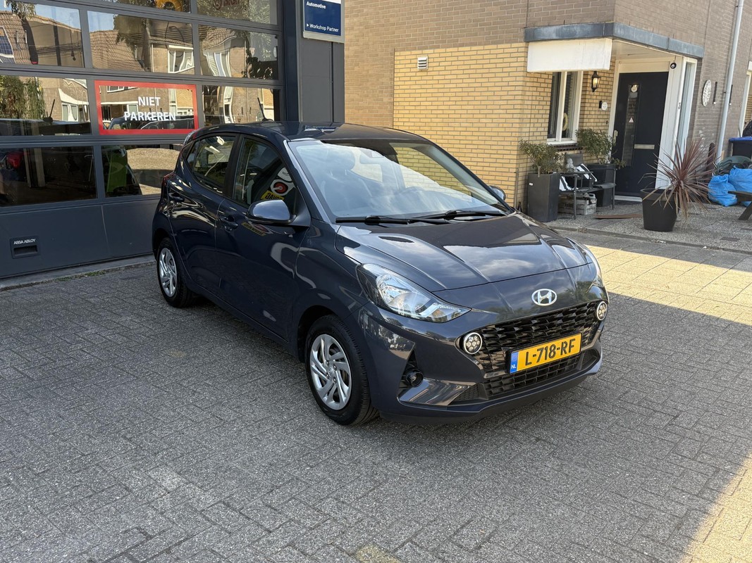 Hyundai i10