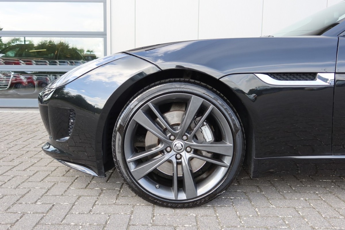 Jaguar F-TYPE