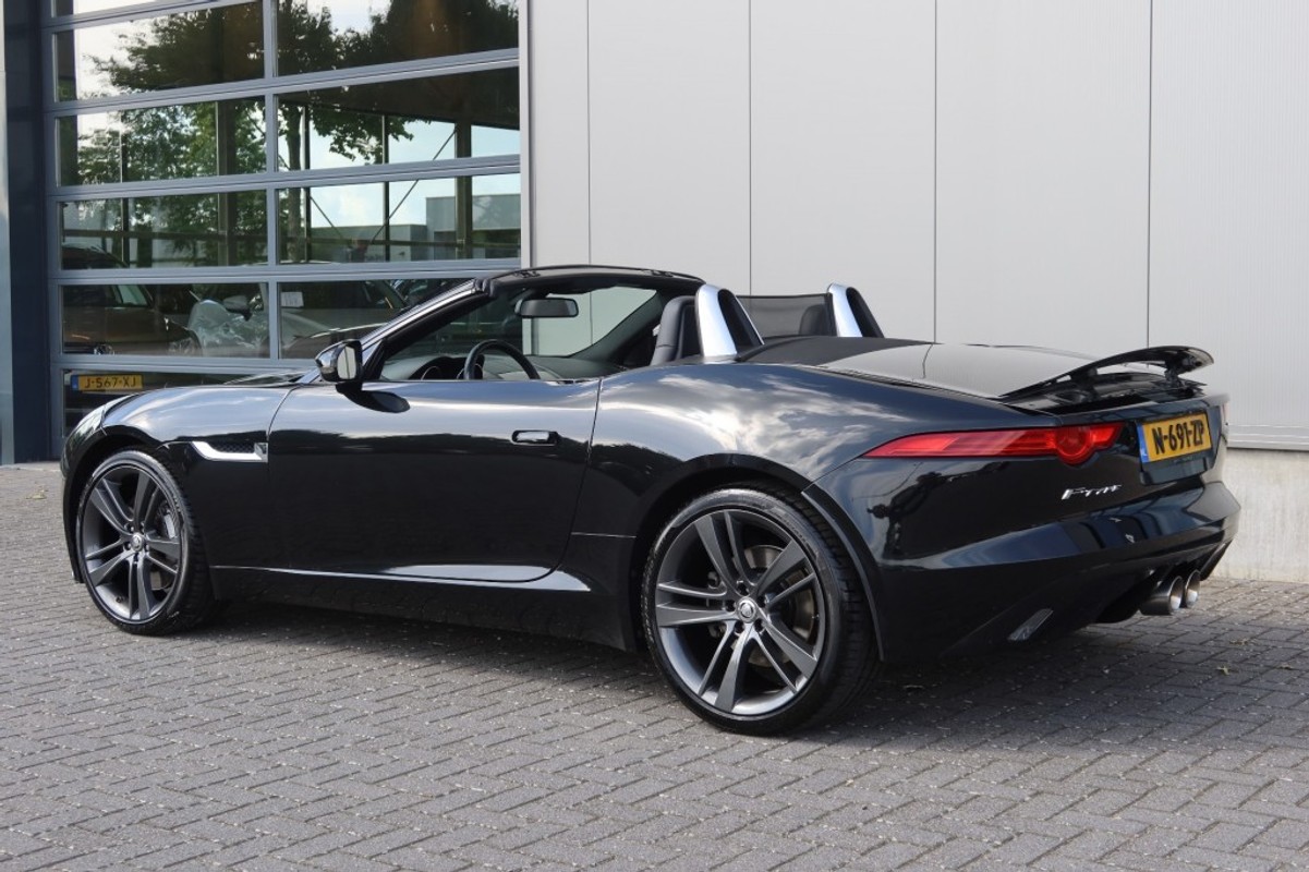 Jaguar F-TYPE