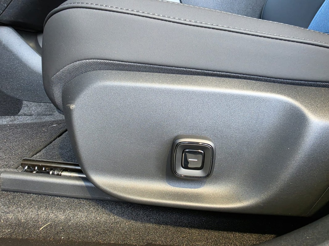 Volvo EX30