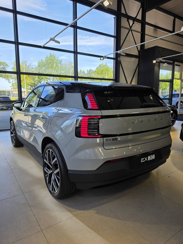Volvo EX30