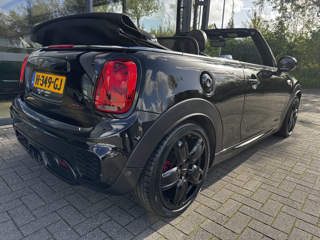 MINI Cooper Cabrio