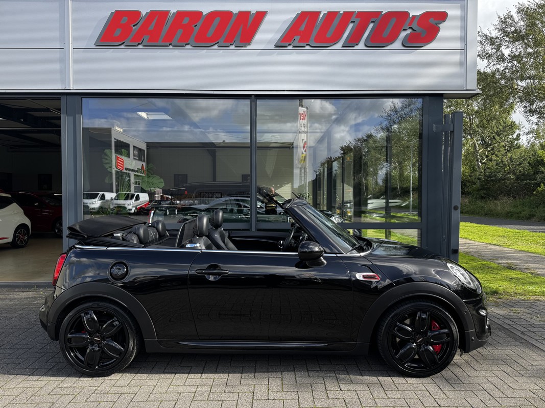 MINI Cooper Cabrio
