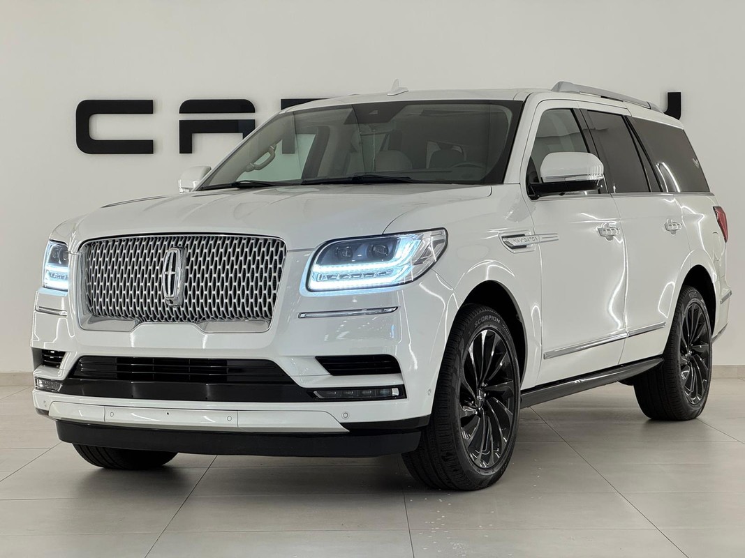 Lincoln Navigator