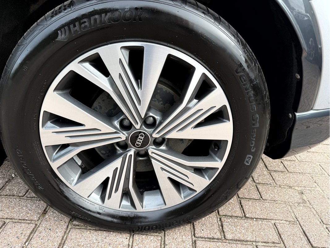 Audi Q4 Sportback e-tron