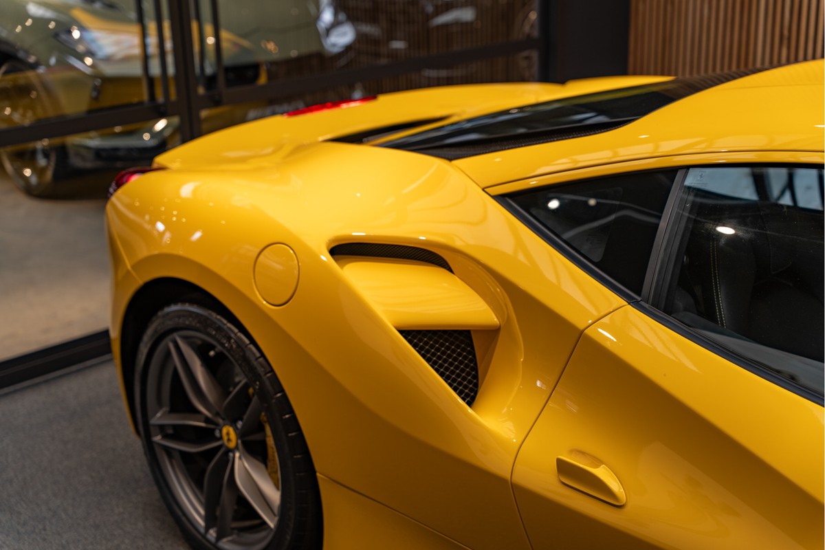 Ferrari 488