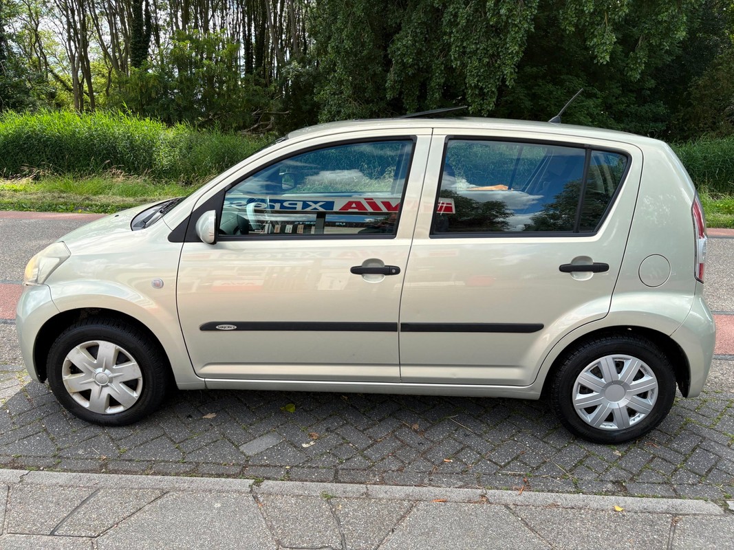Daihatsu Sirion