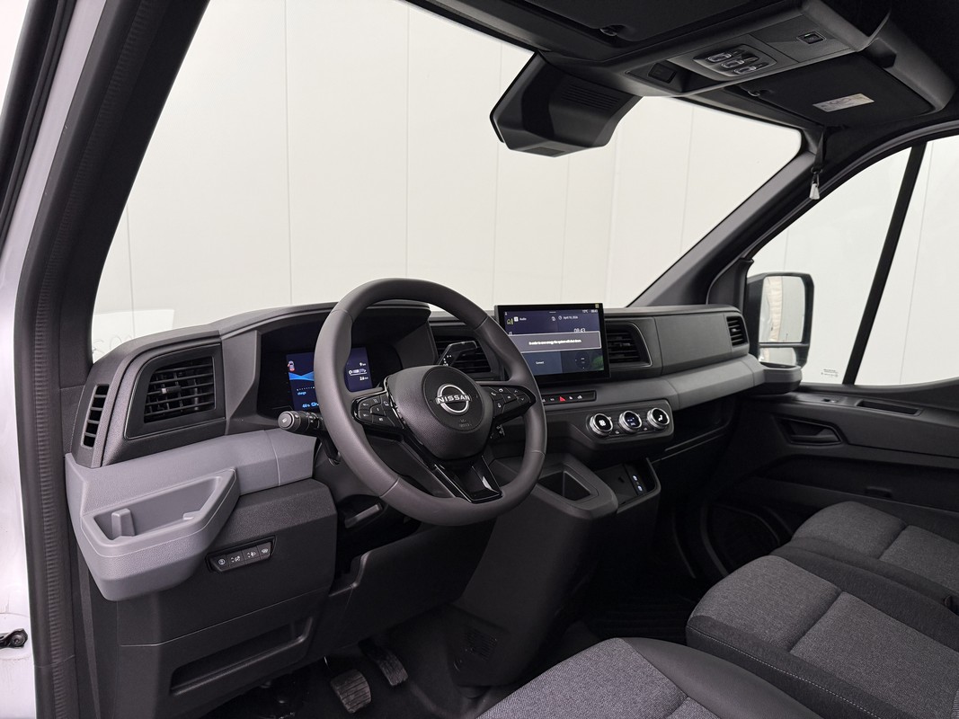 Nissan Interstar