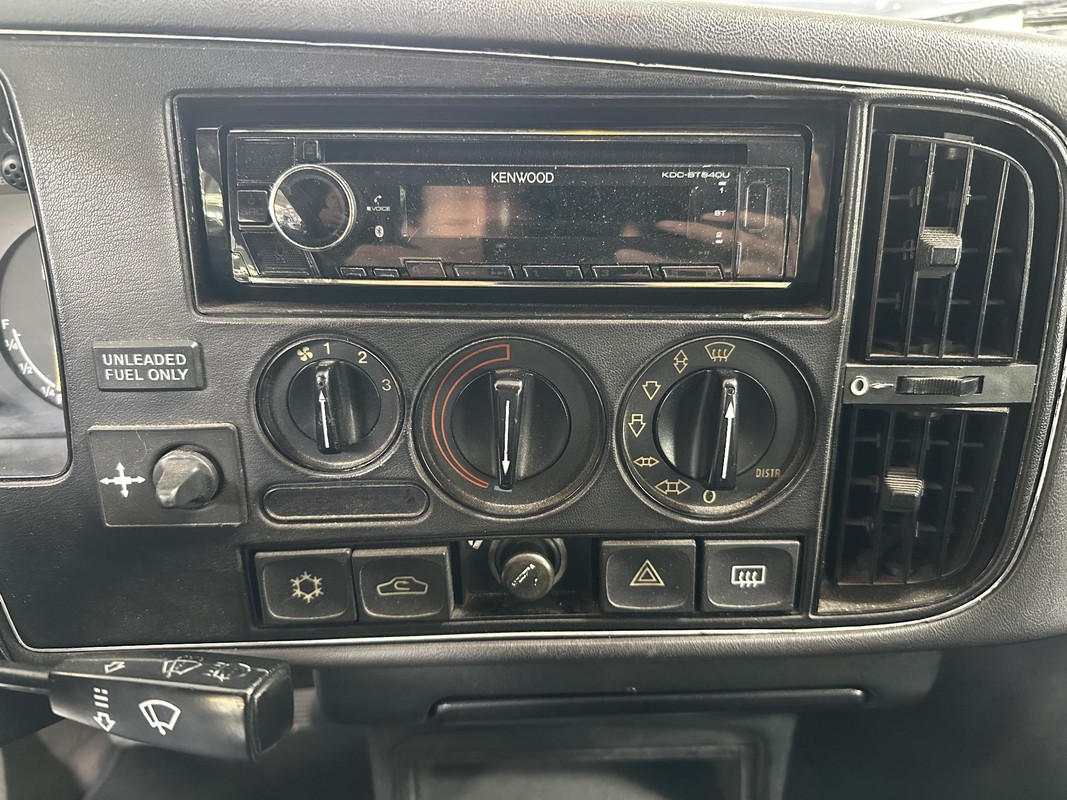 Saab 900