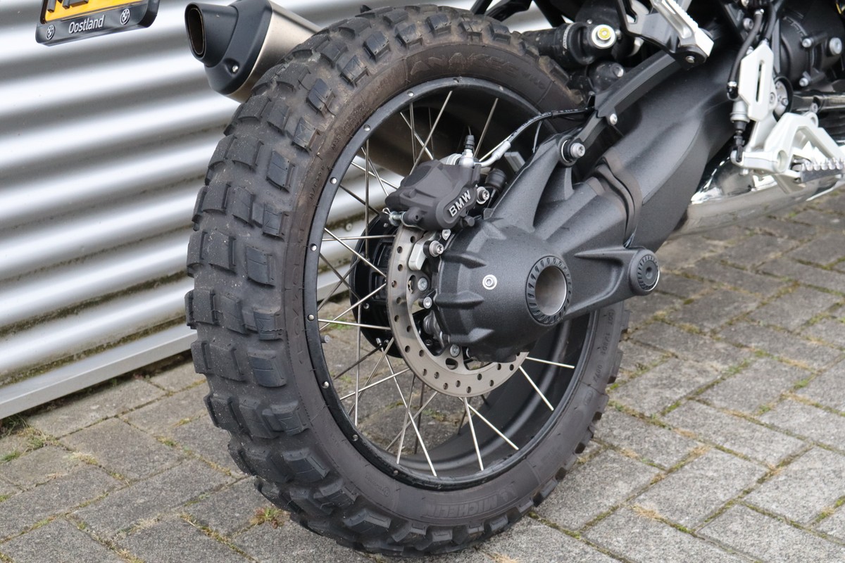 BMW R 12