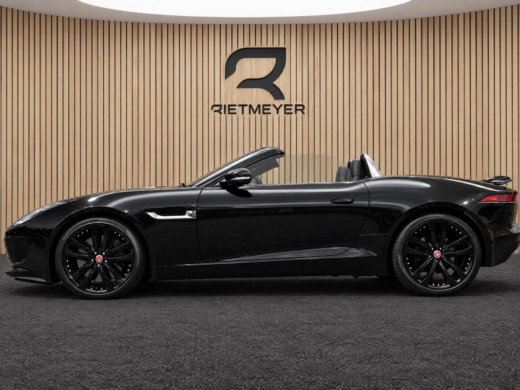 Jaguar F-TYPE