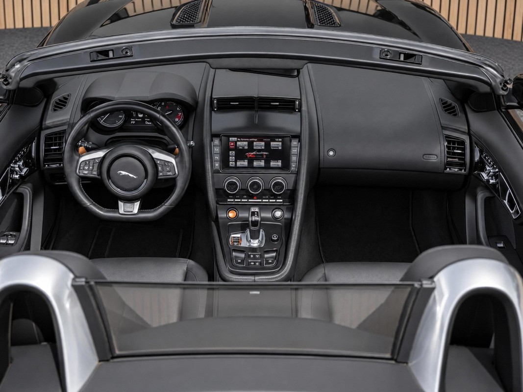 Jaguar F-TYPE