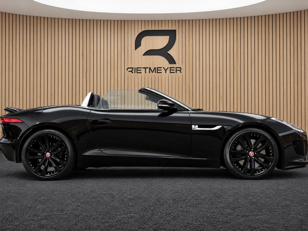 Jaguar F-TYPE