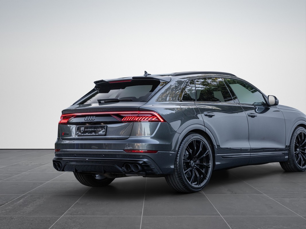 Audi SQ8