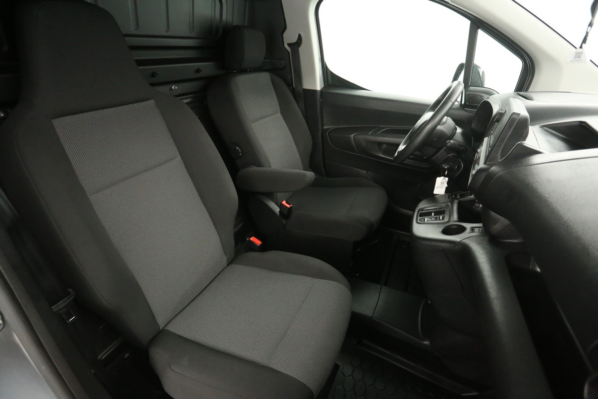 Peugeot e-Partner