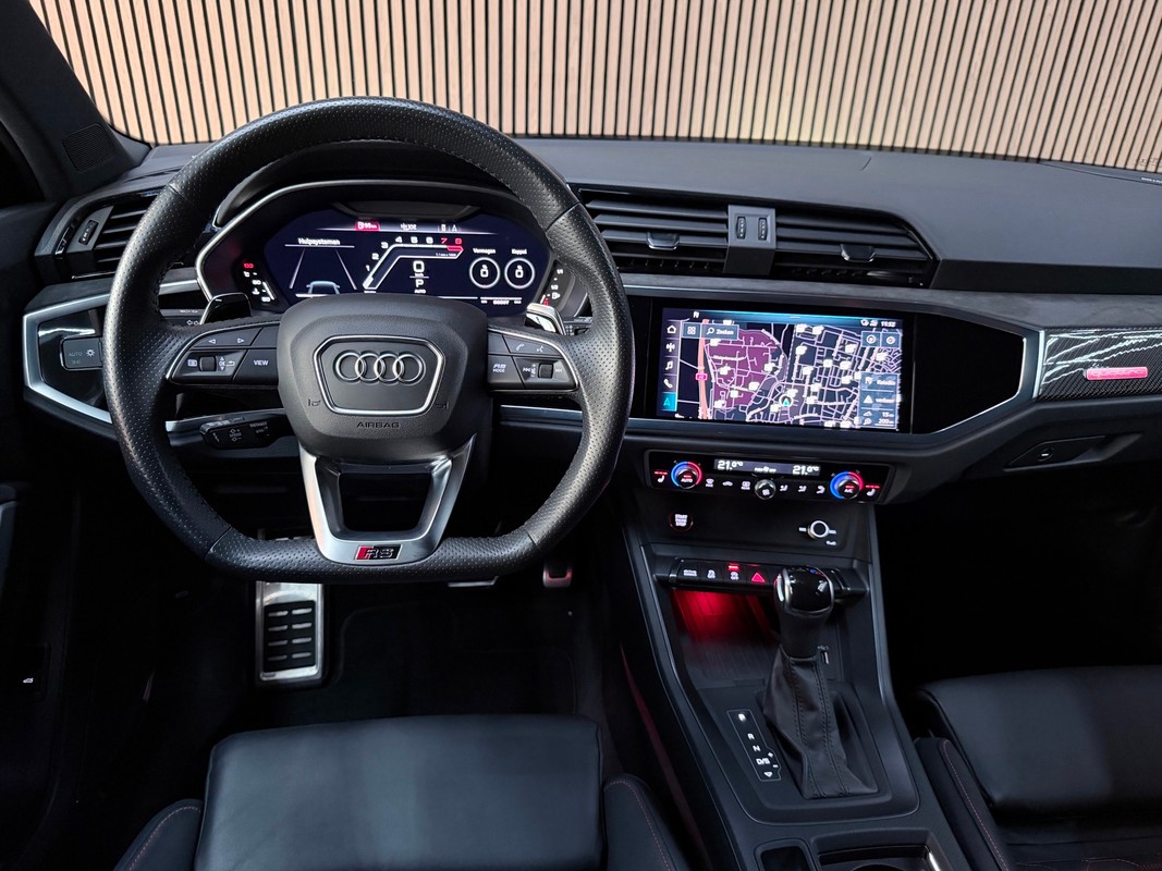 Audi RSQ3